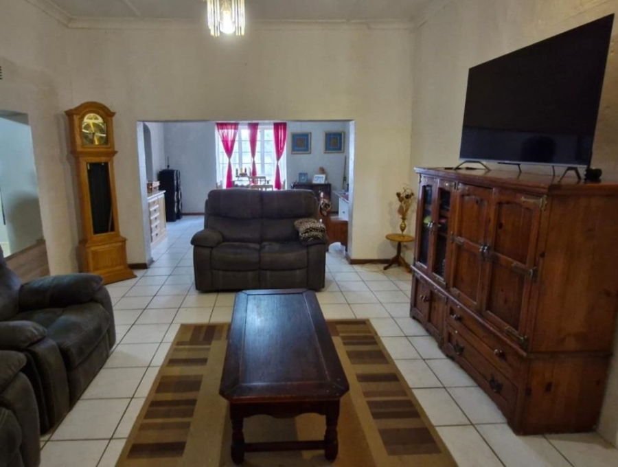 8 Bedroom Property for Sale in Spitskop Free State